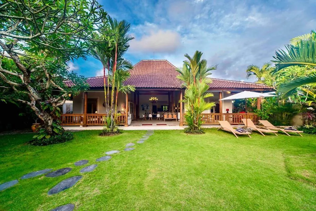 Villa Kuda Sumba Kerobokan  Indonesia