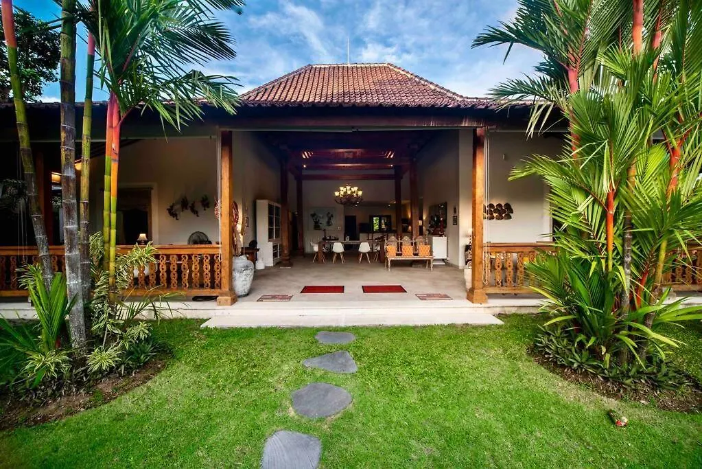 Villa Kuda Sumba Kerobokan
